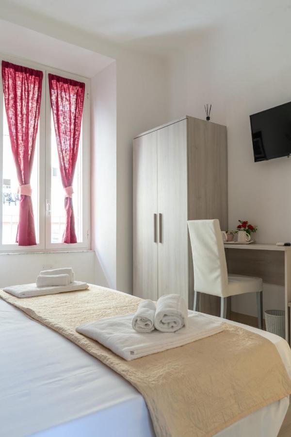 Hotel Le Stanze Dei Poeti E Del Vino La Spezia Exterior foto